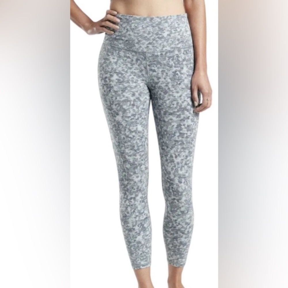 Athleta Elation Textured 7/8 Leggings